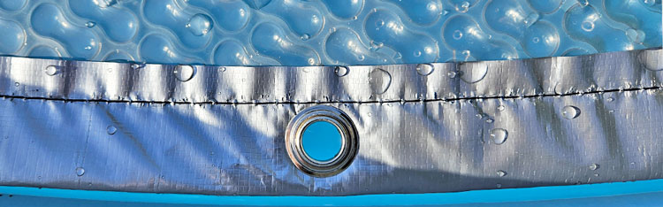 Bâche à bulles bordée 4 cotés quatro