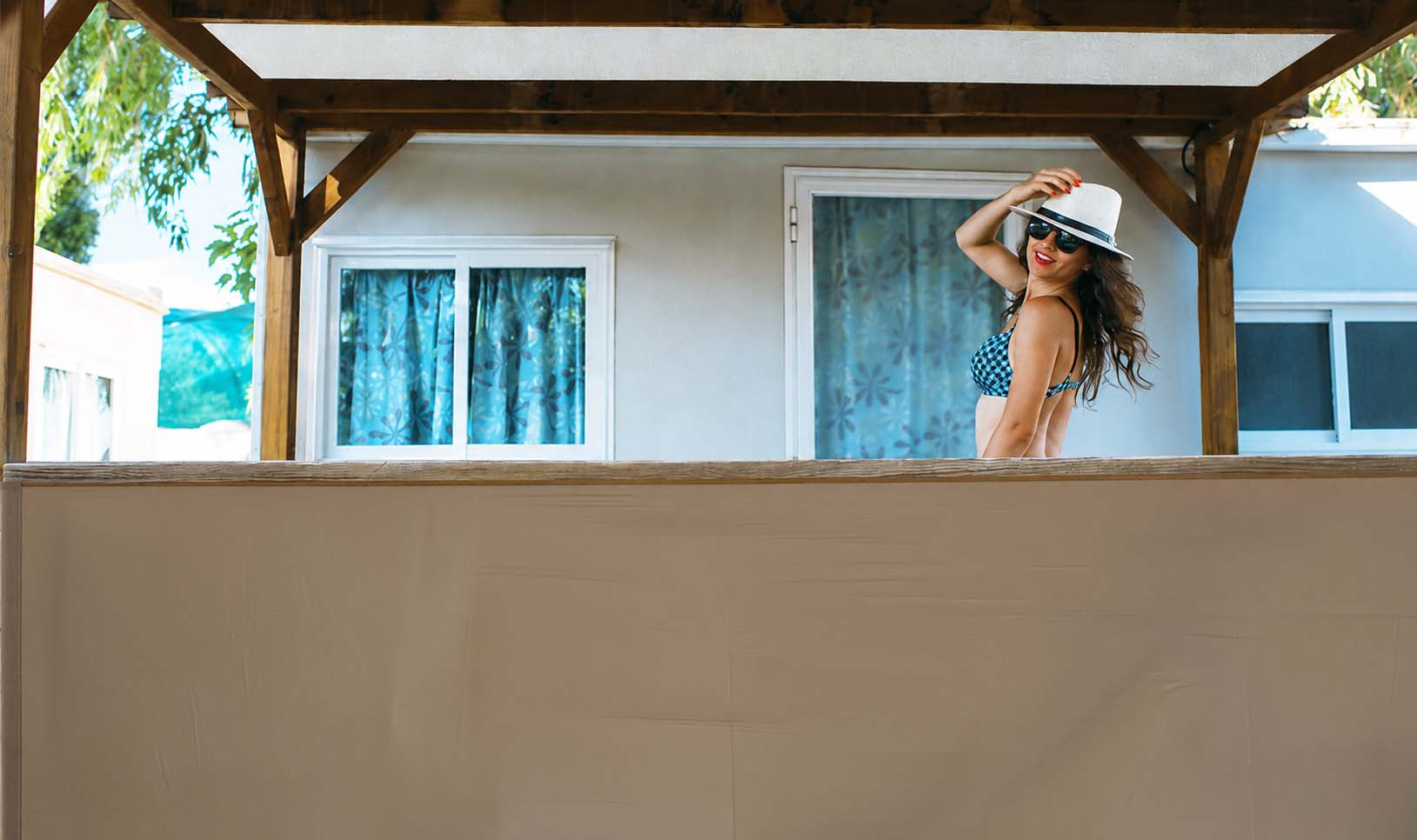 Pare-vent mobil-home sur mesure